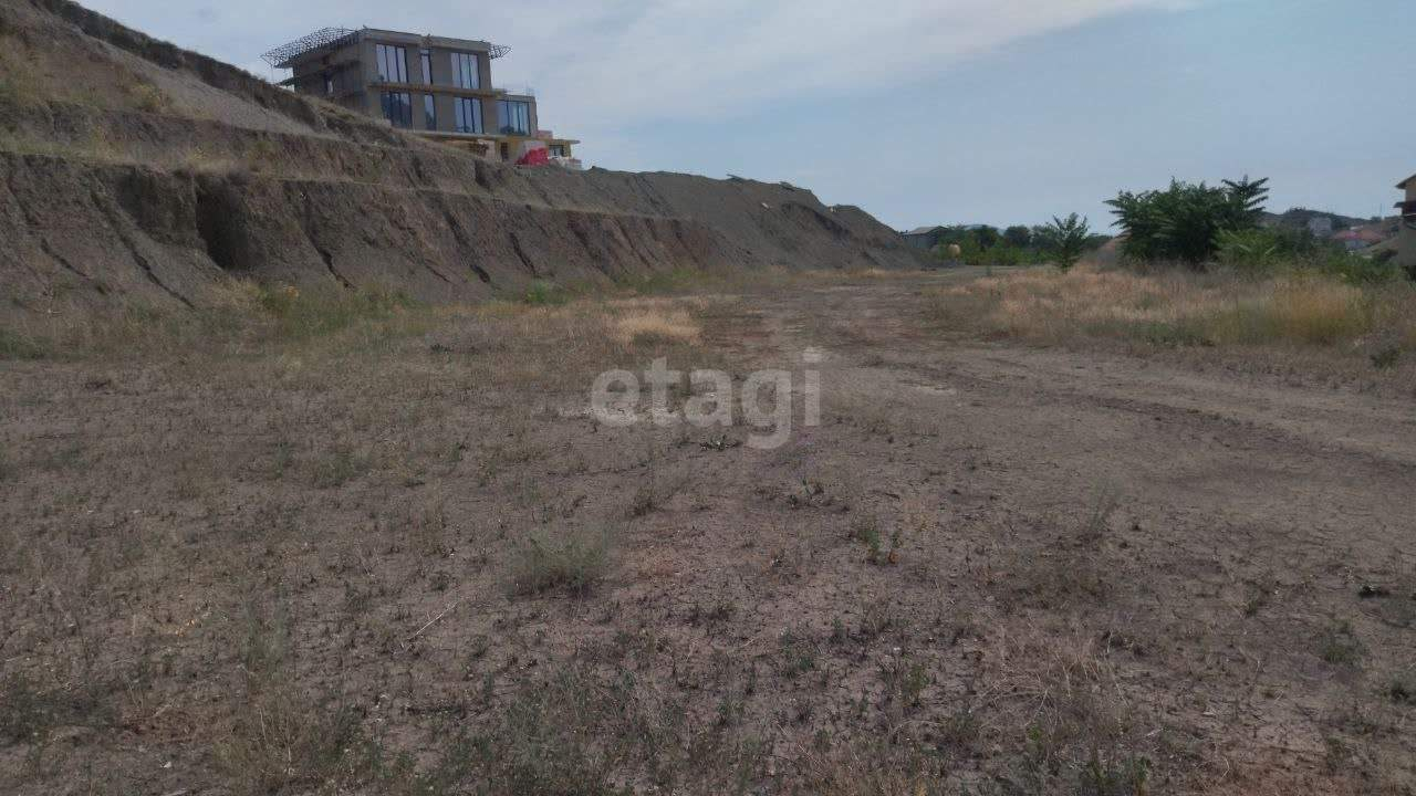 Продам земельный участок 800 м.кв.