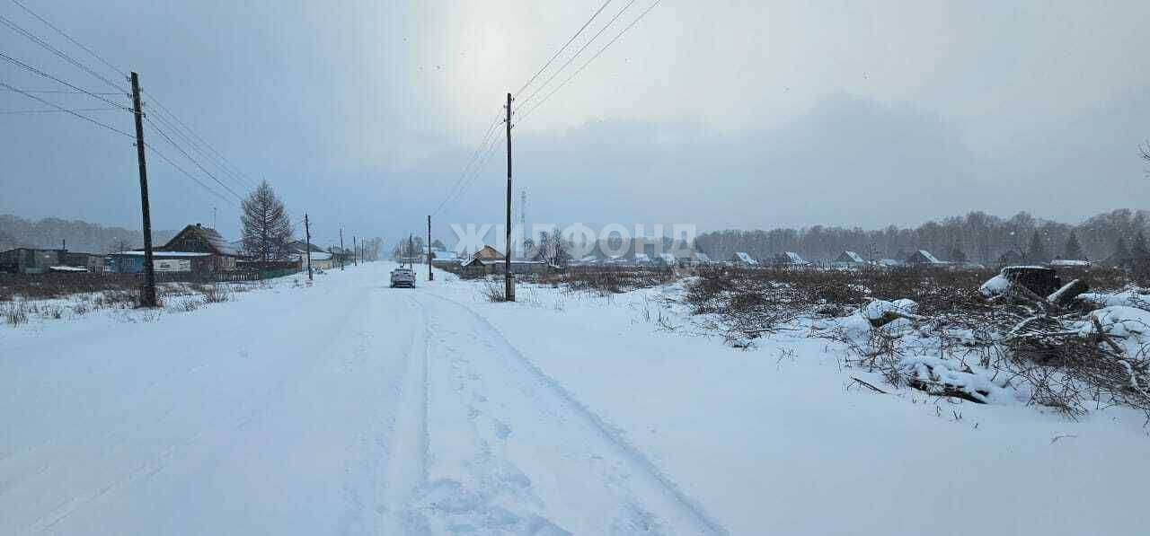 Продам земельный участок 4000 м.кв.