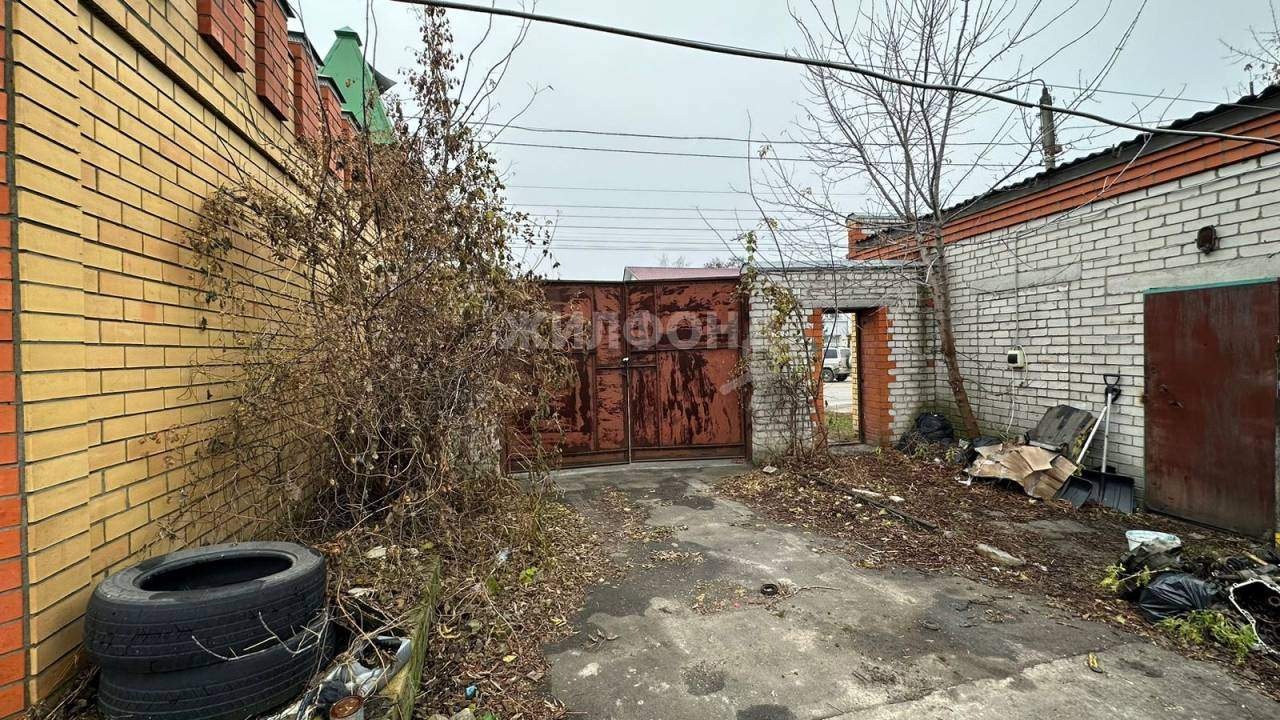 Продажа: Дом 448.5 м², по адресу Россия, Брянская область, Брянск, 4-й  Карачижский переулок - по цене 10200000 руб. на ПроНедвижимость