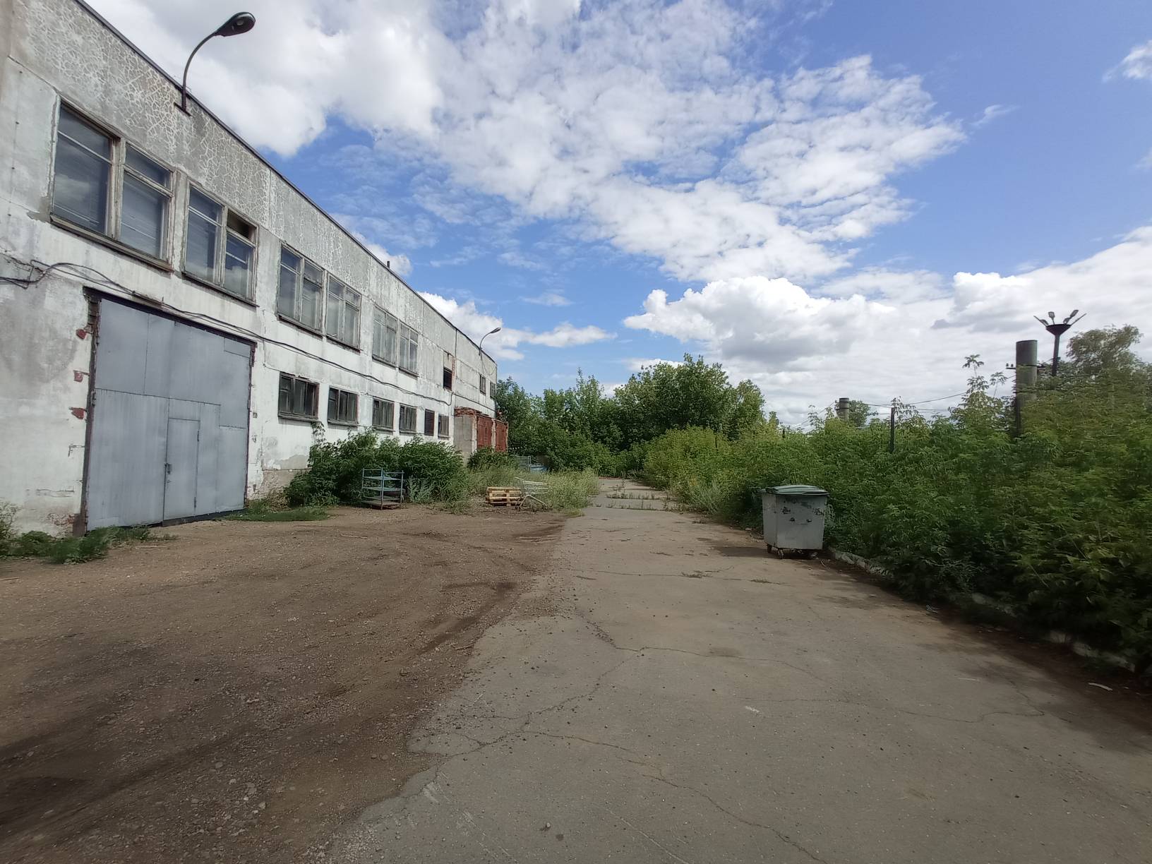 Продам торговое помещение 10336.4 м.кв.