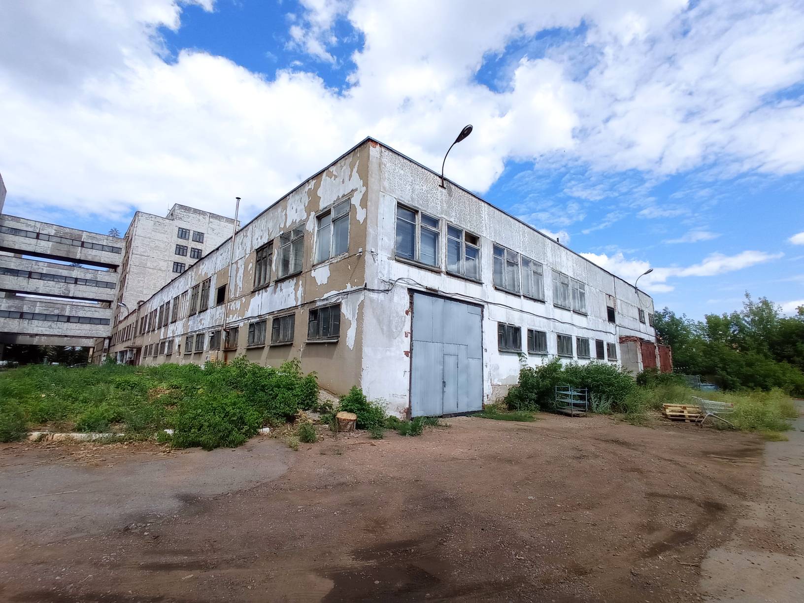 Продам торговое помещение 10336.4 м.кв.