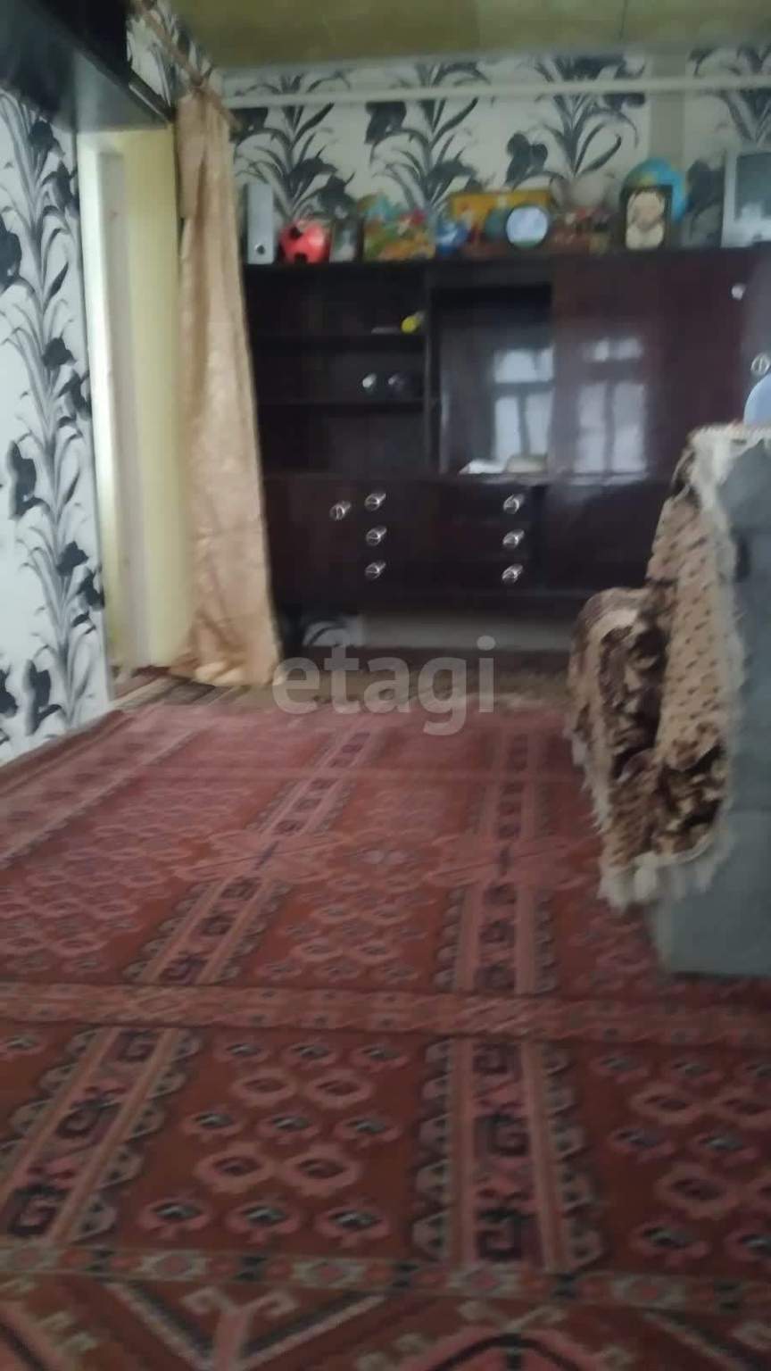 Продам земельный участок 1200 м.кв.