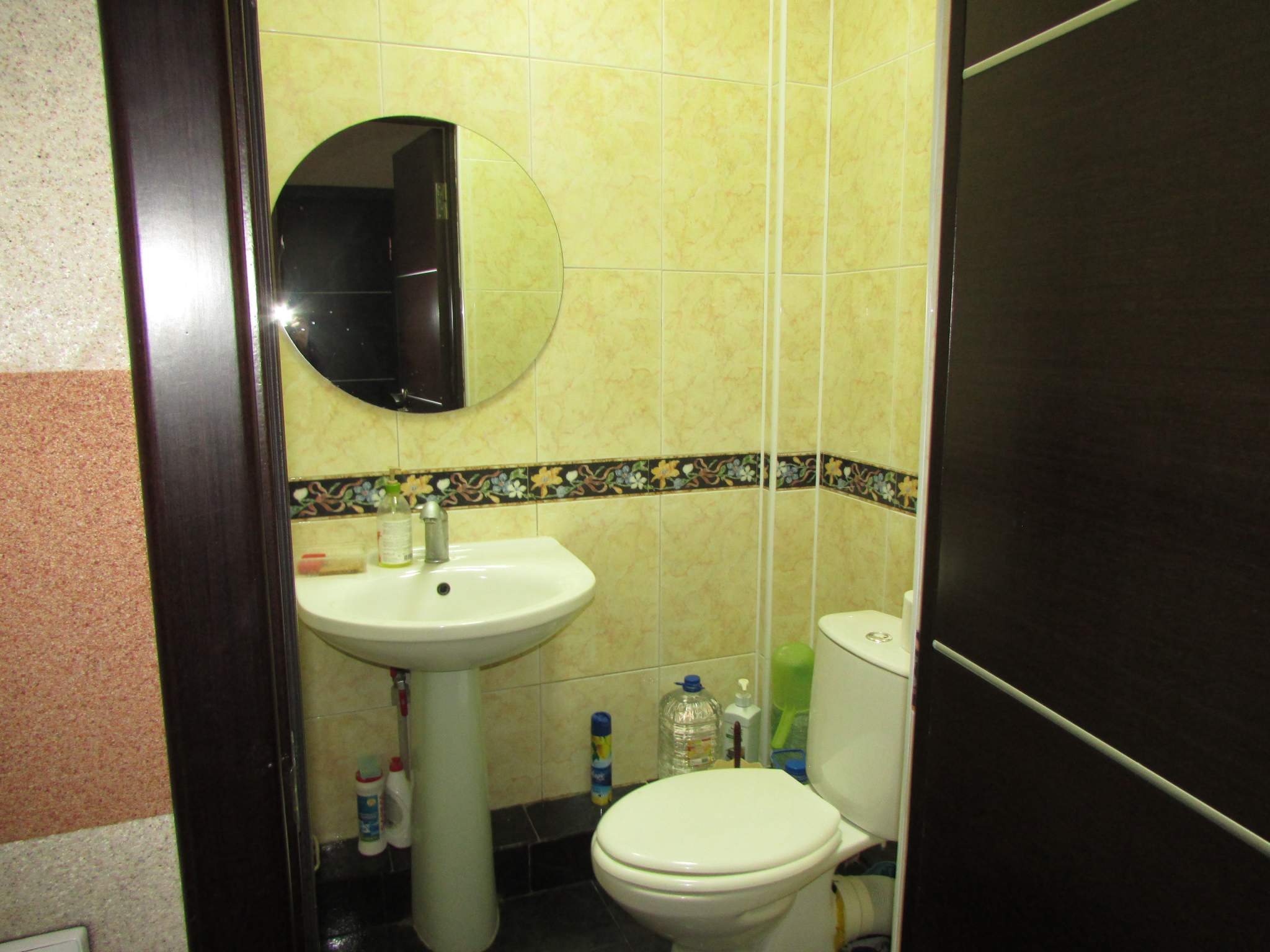 Сдам в аренду магазин 418 м.кв.