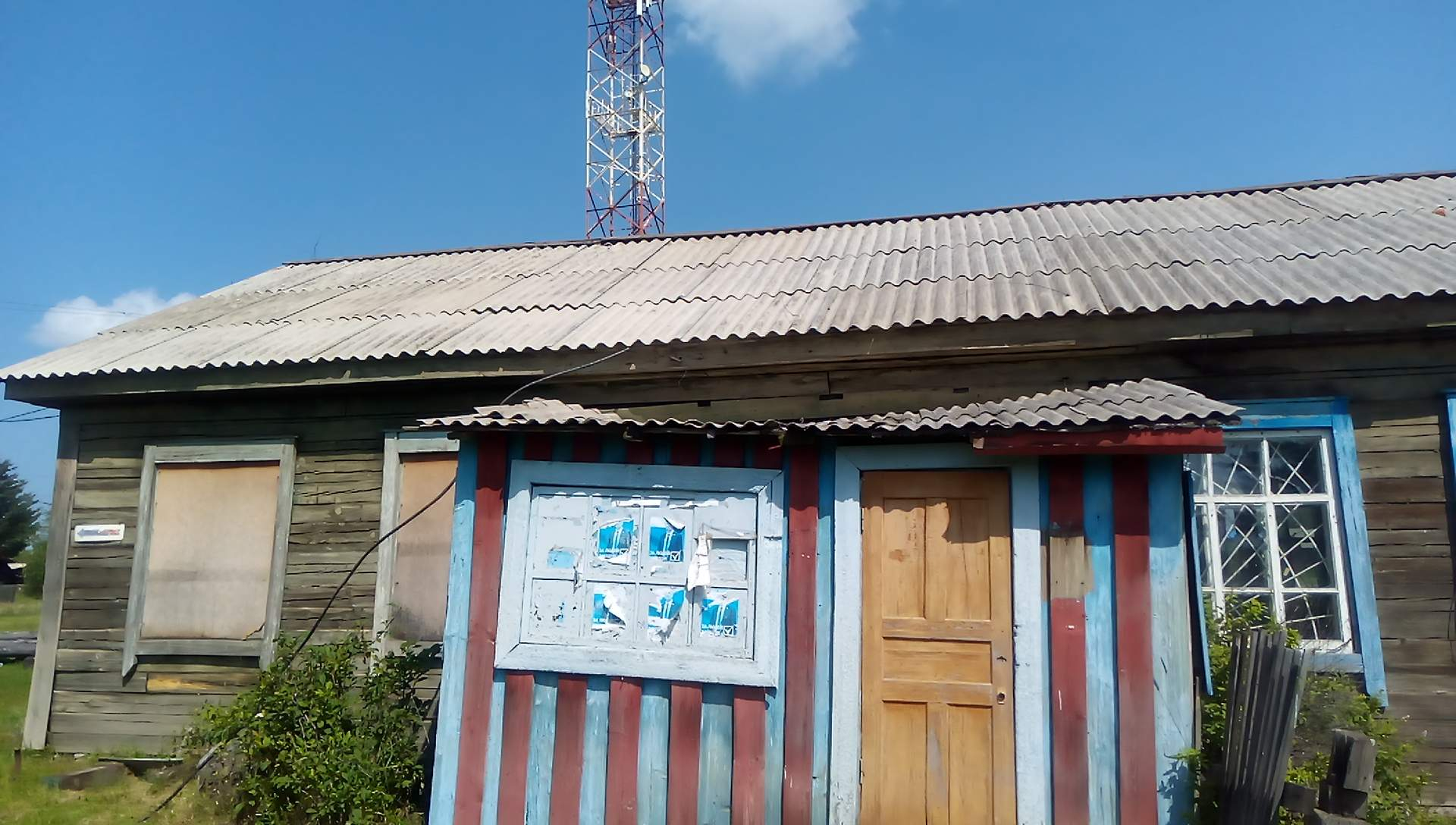 Продам торговое помещение 123.9 м.кв.