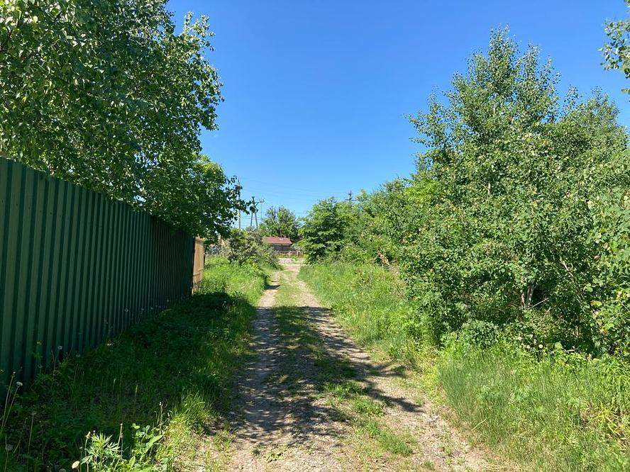 Продам земельный участок 565 м.кв.