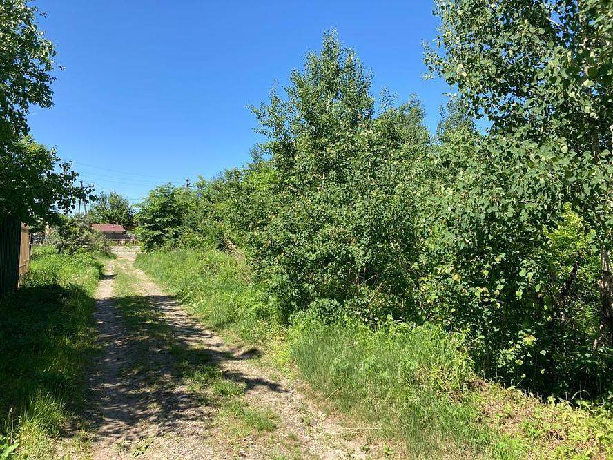 Продам земельный участок 565 м.кв.