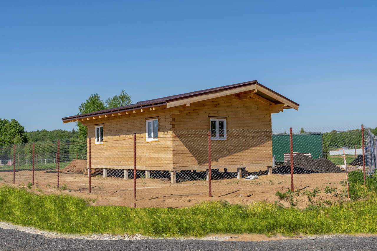 Продам земельный участок 2096 м.кв.