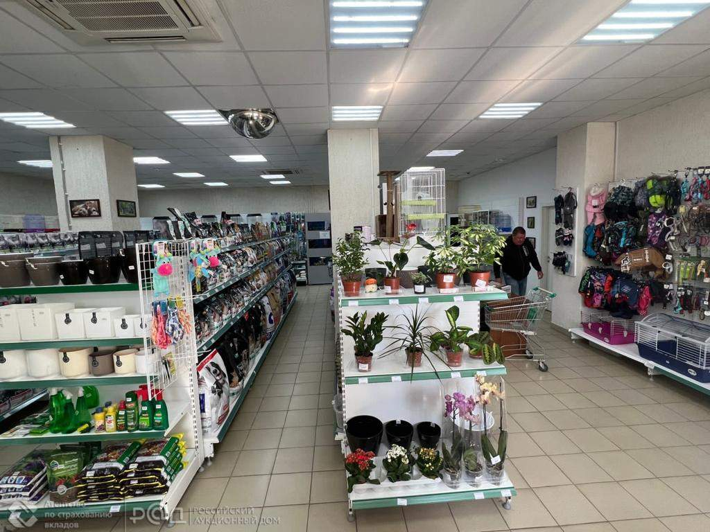 Продам магазин 299.2 м.кв.