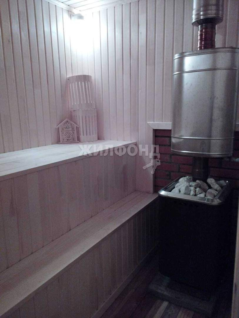 Продам земельный участок 1160 м.кв.