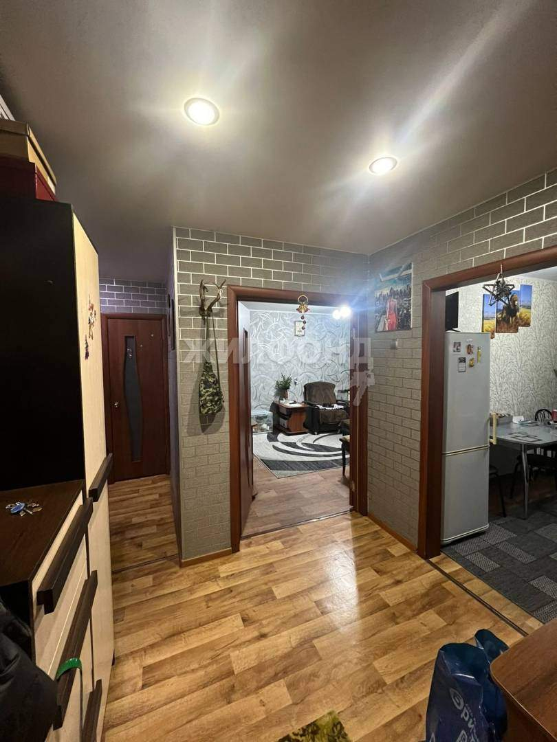 Продажа: Квартира 48.2 м², этаж 2/5, по адресу Россия, Республика Хакасия,  Абакан, Маршала Жукова улица, д.84 - по цене 5400000 руб. на ПроНедвижимость