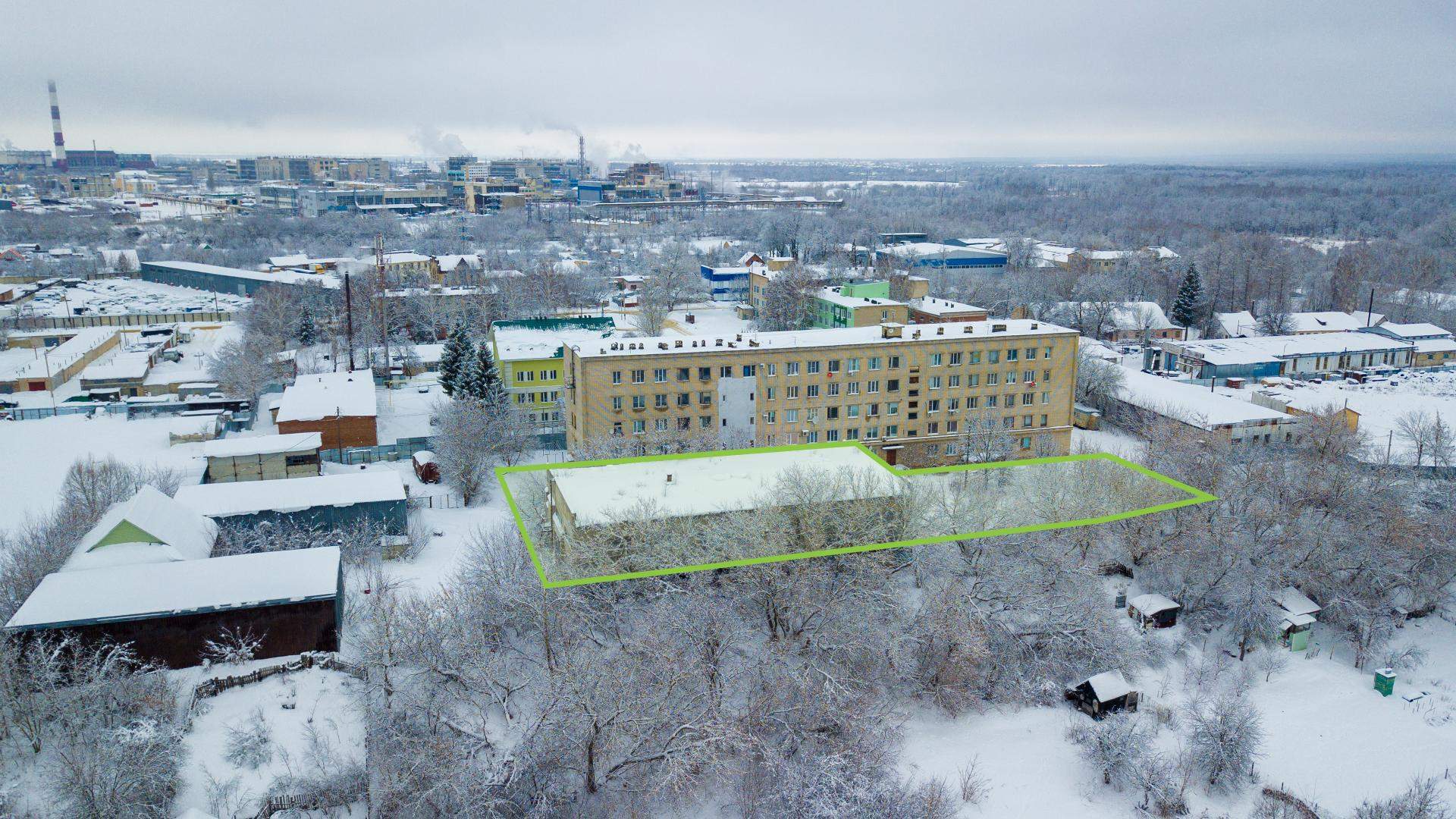 Продам земельный участок 2410 м.кв.