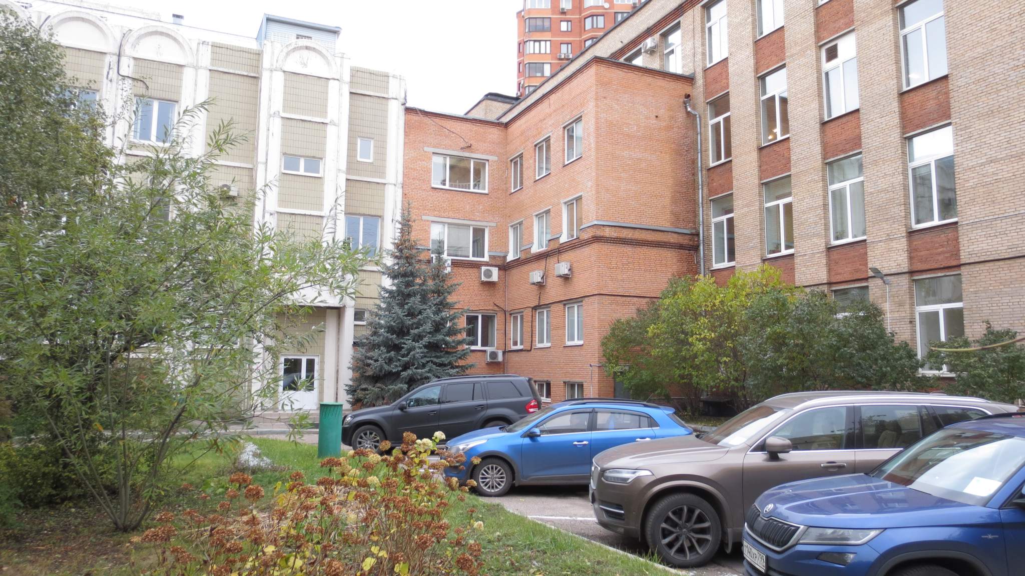 Сдам в аренду офис 64.8 м.кв.