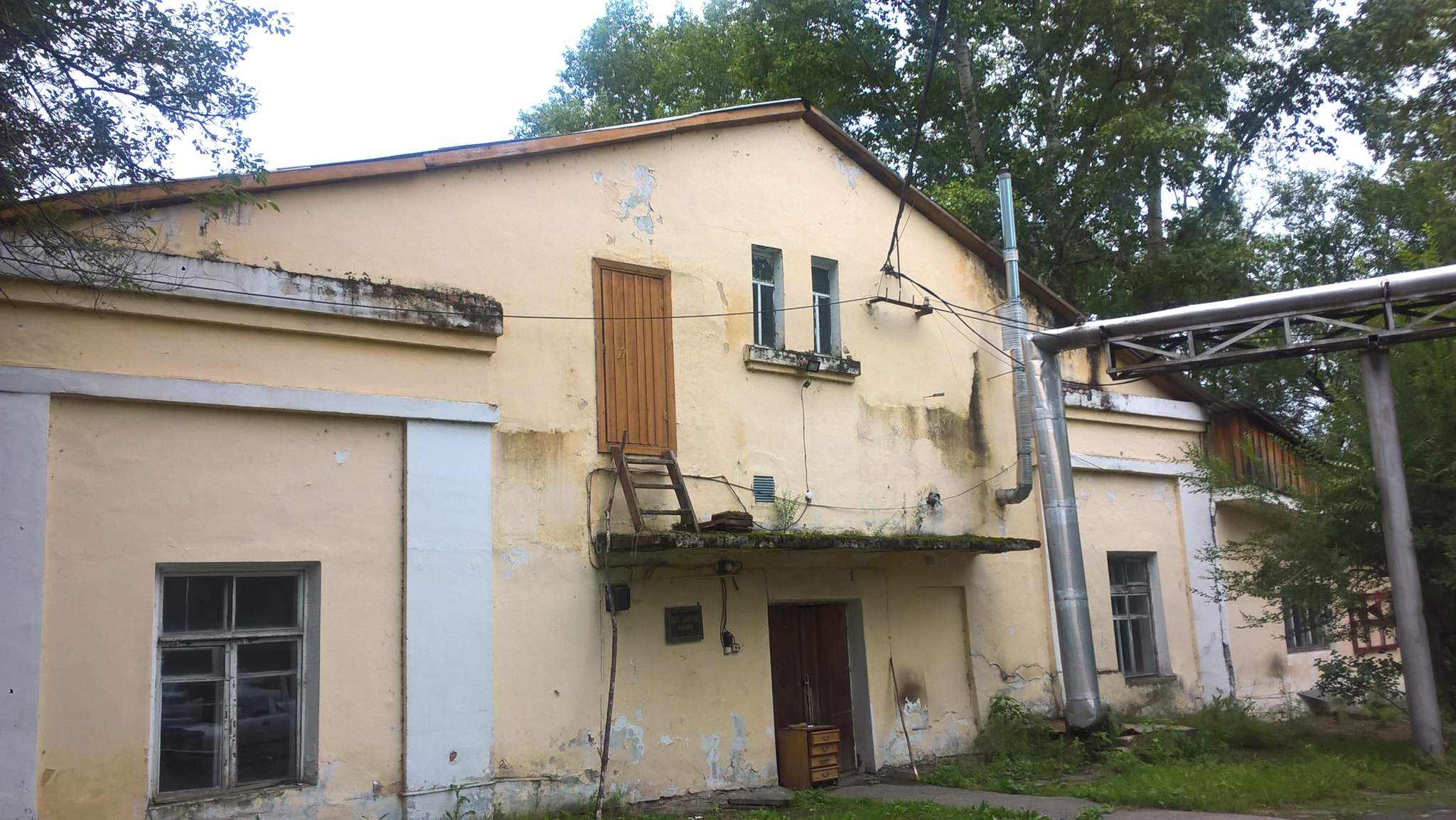 Продам торговое помещение 3905.9 м.кв.