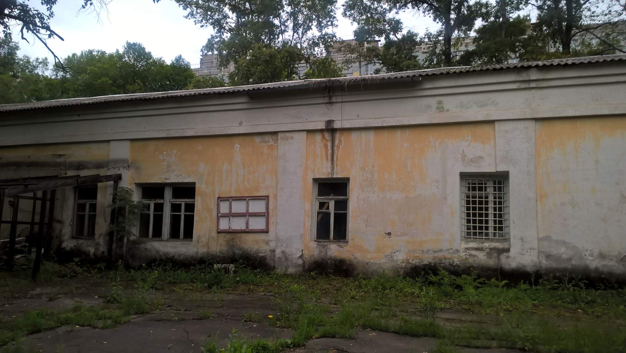 Продам торговое помещение 3905.9 м.кв.