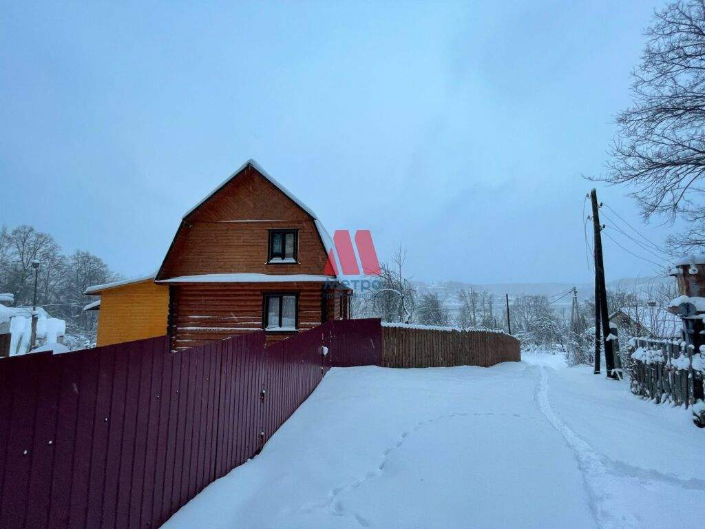Продам земельный участок 2400 м.кв.