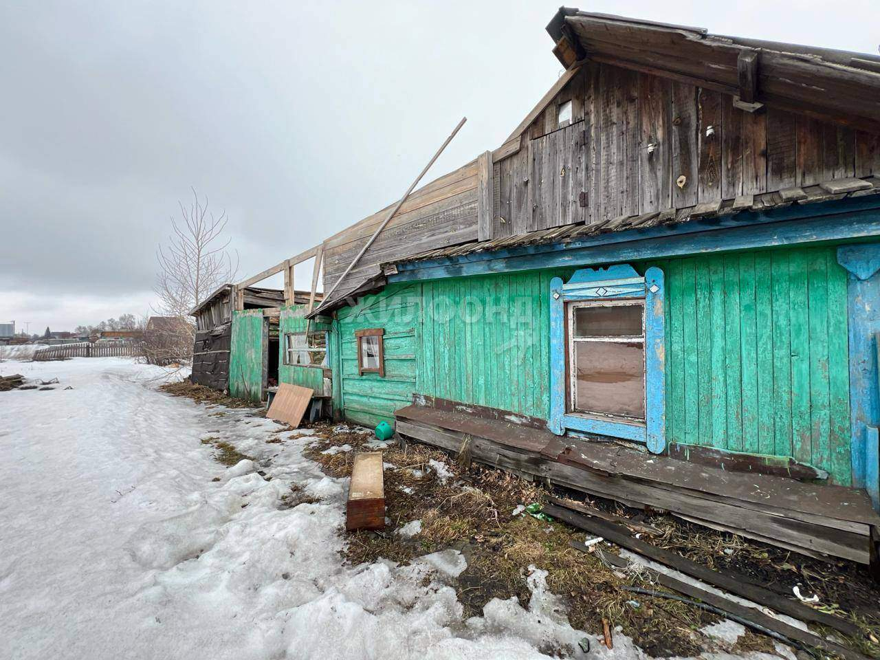 Продам земельный участок 610 м.кв.