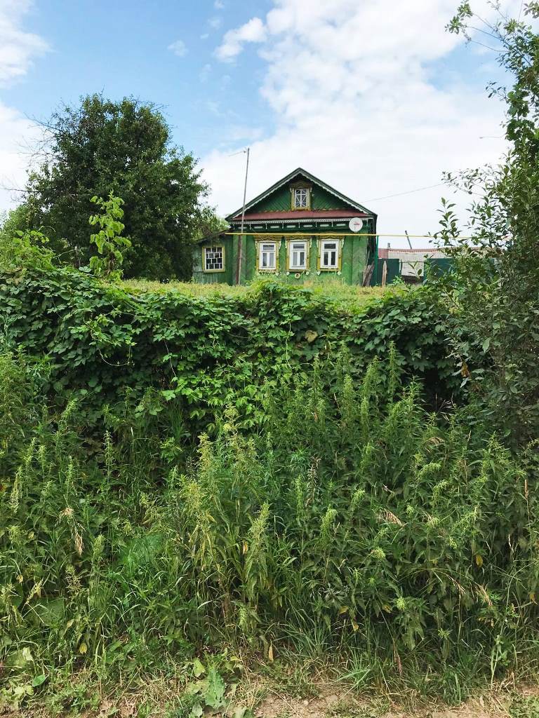 Продам земельный участок 1800 м.кв.