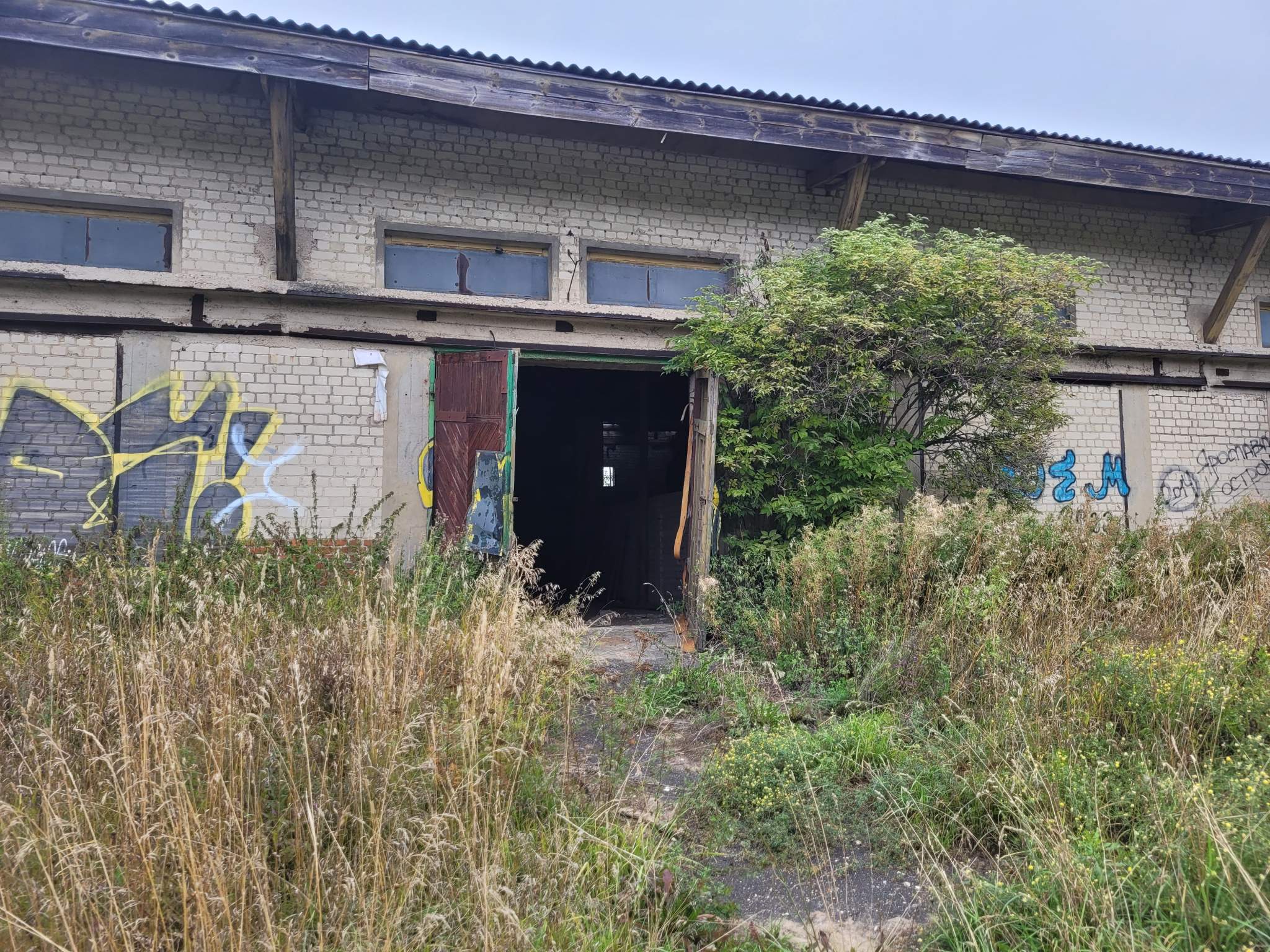 Сдам в аренду склад 1943 м.кв.