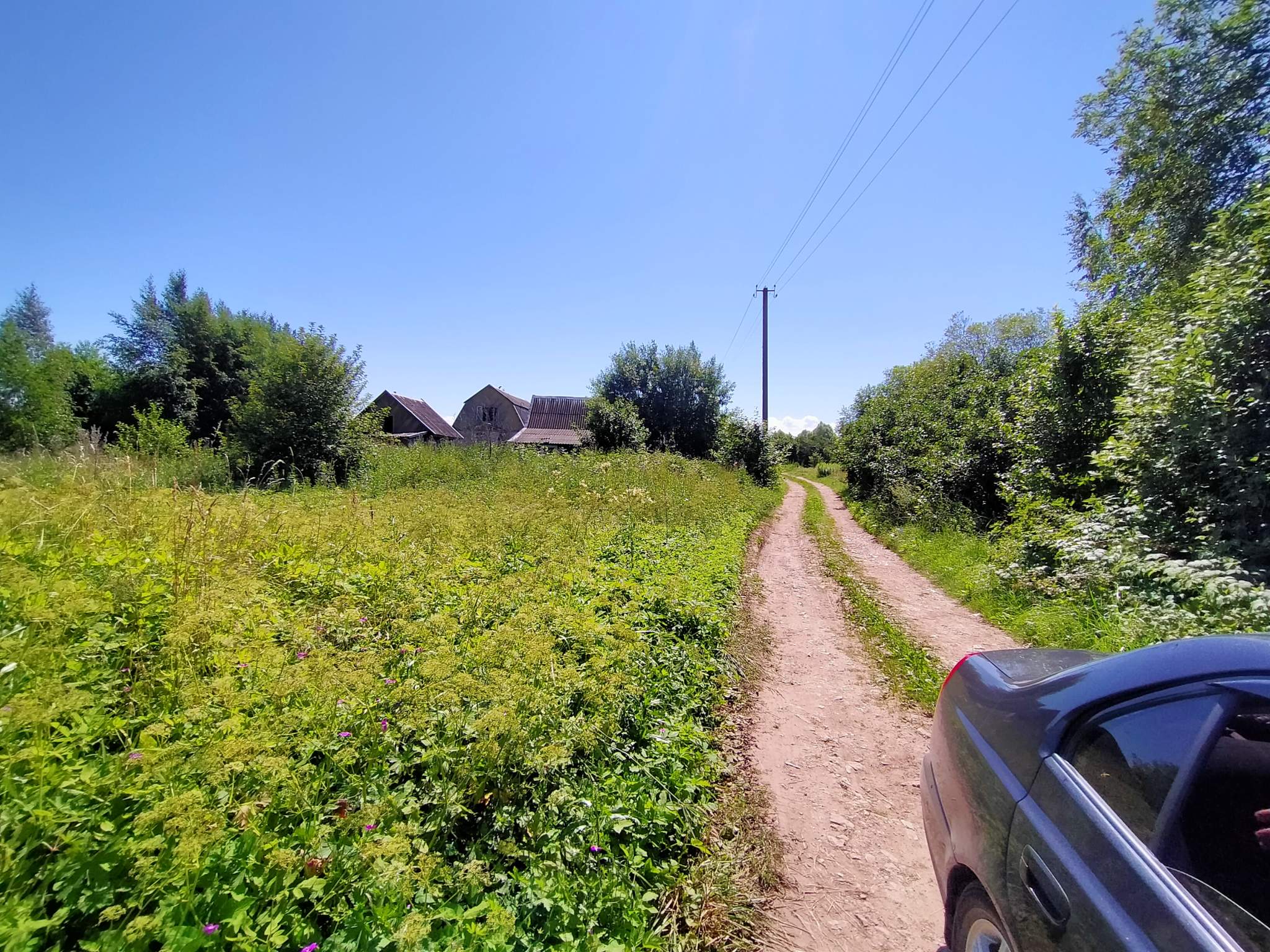 Продам земельный участок 1500 м.кв.