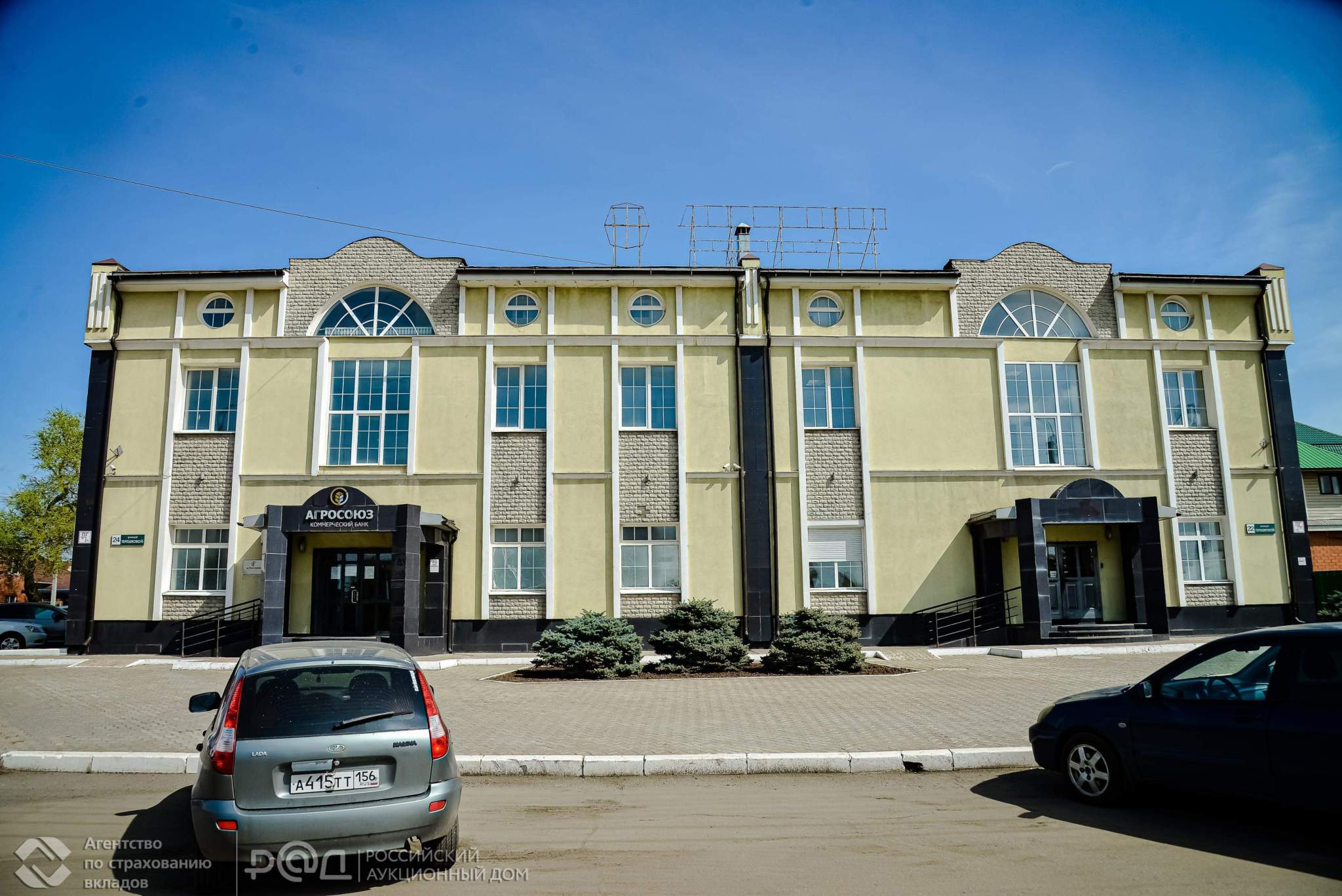 Продам торговое помещение 2286.7 м.кв.