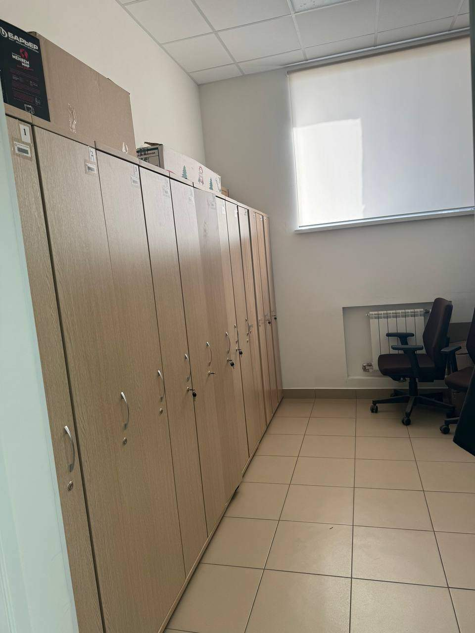 Сдам в аренду торговое помещение 325.7 м.кв.