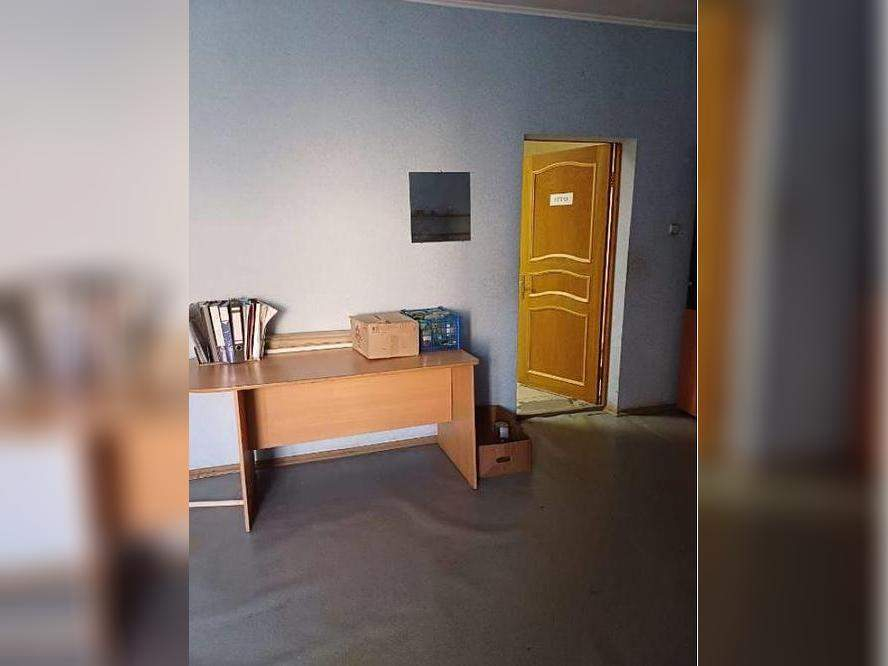 Продам склад 1245 м.кв.