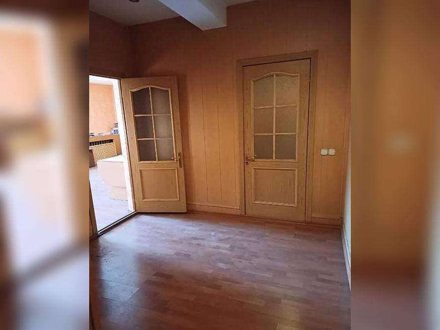Продам склад 1245 м.кв.