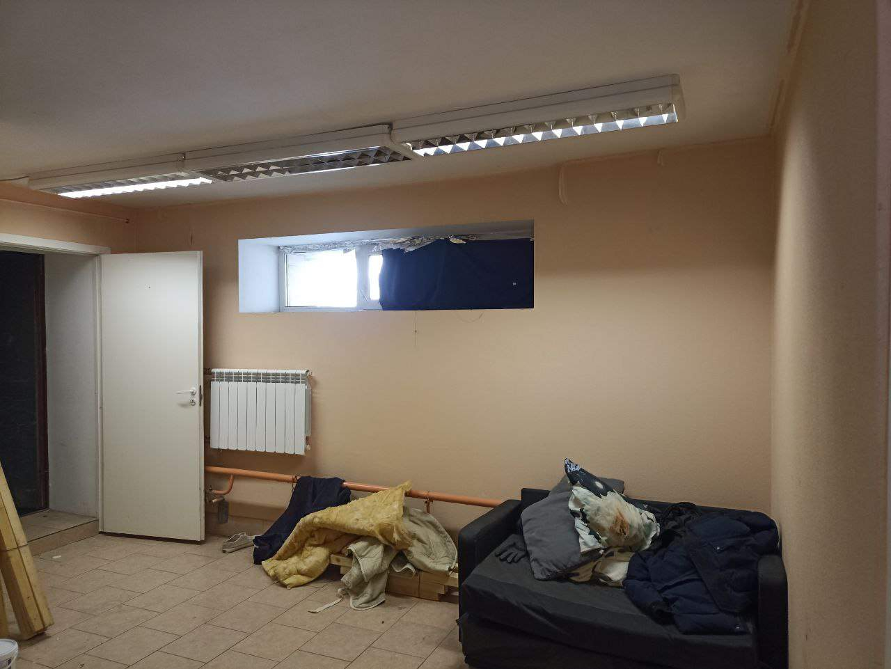 Продам офис 406 м.кв.