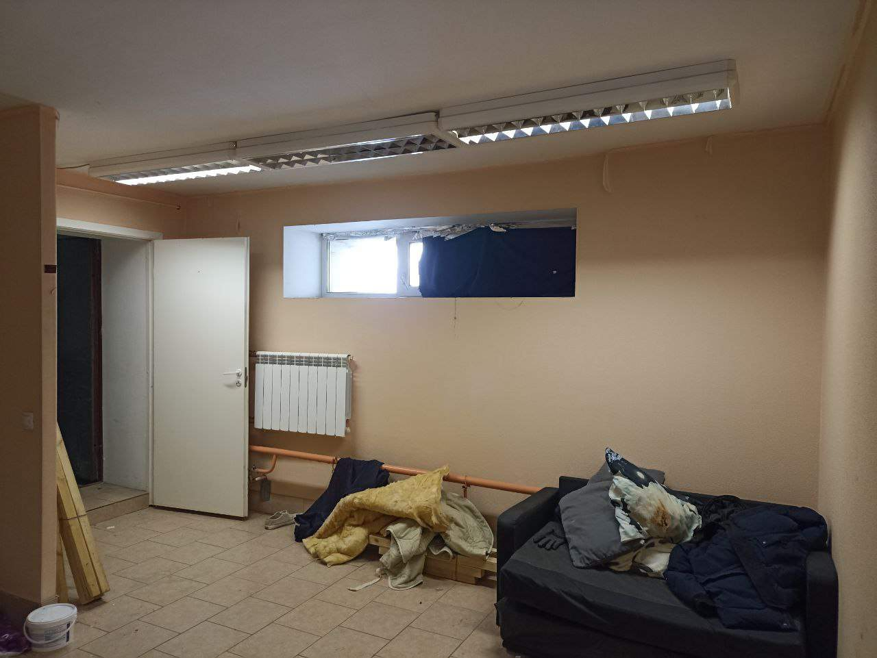 Продам офис 406 м.кв.