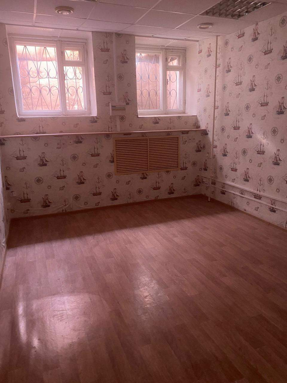 Сдам в аренду офис 15 м.кв.
