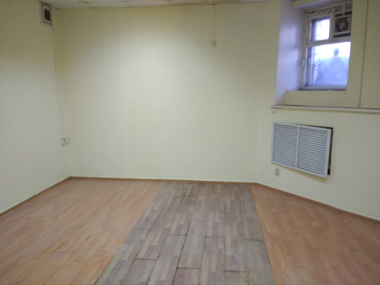 Сдам в аренду офис 15 м.кв.