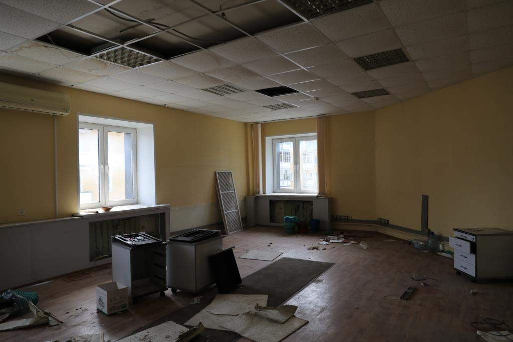 Продам торговое помещение 2602.4 м.кв.