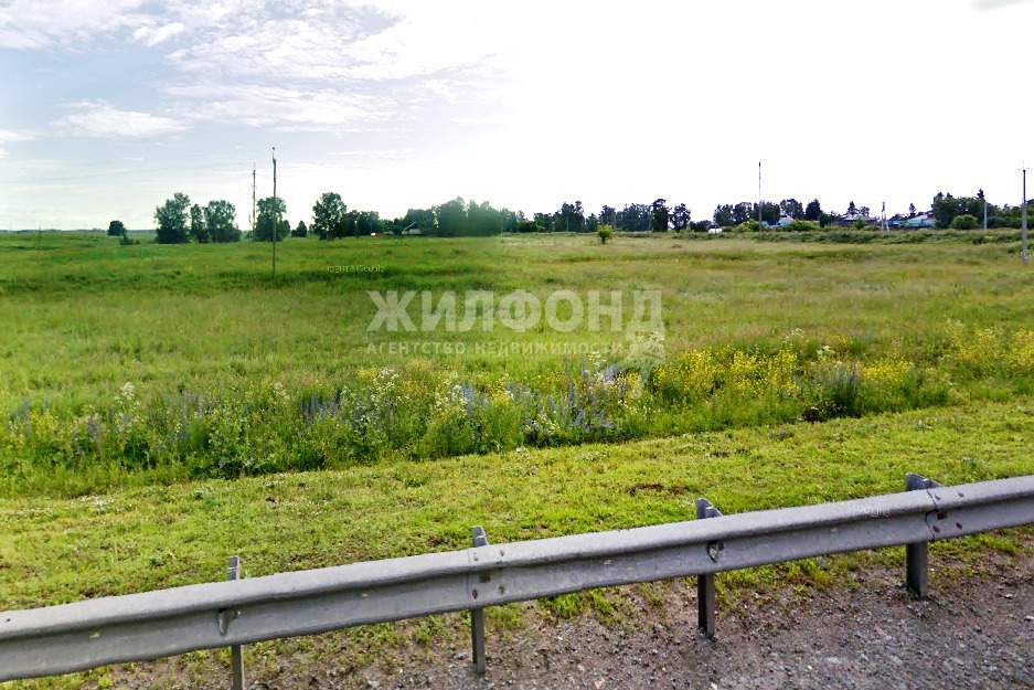 Продам земельный участок 2500 м.кв.