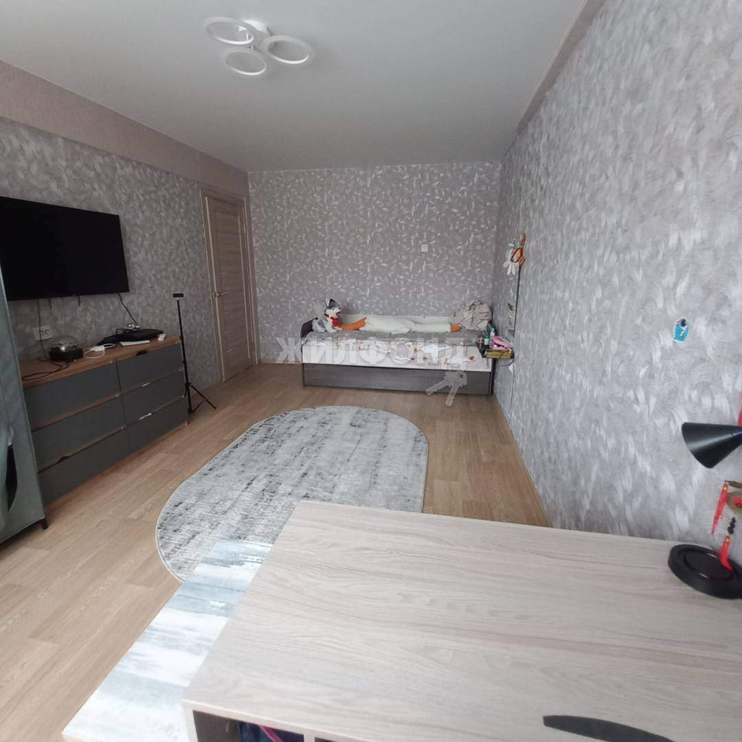 Квартира на продажу в Красноярске, Комсомольский проспект, 10 фото №4