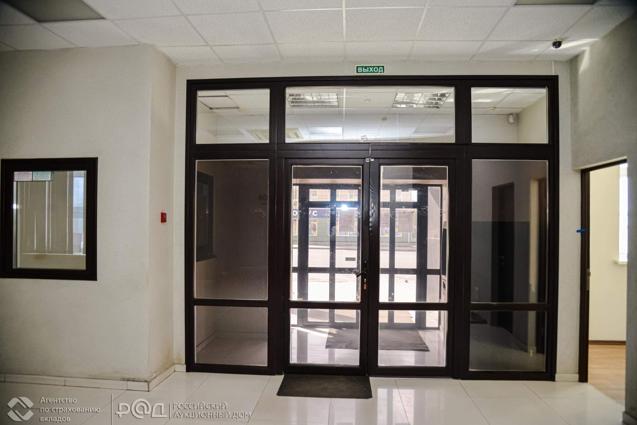 Продам торговое помещение 2286.7 м.кв.