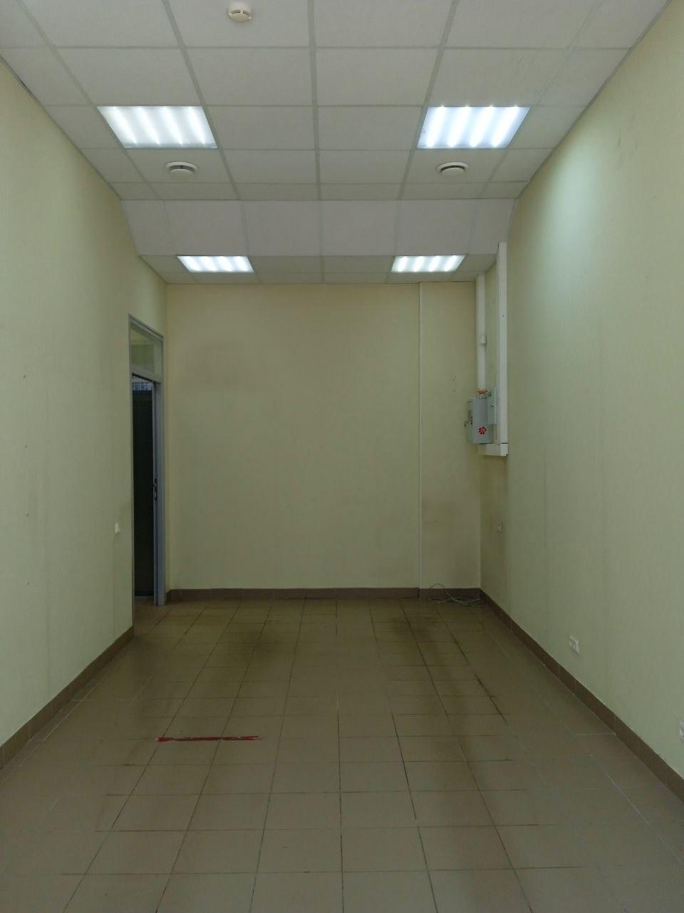 Сдам в аренду магазин 24.4 м.кв.