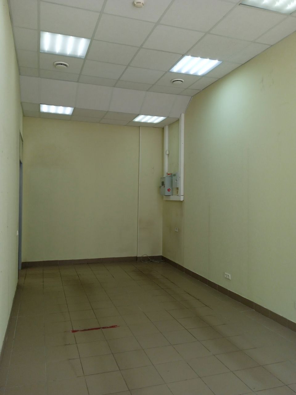 Сдам в аренду магазин 24.4 м.кв.