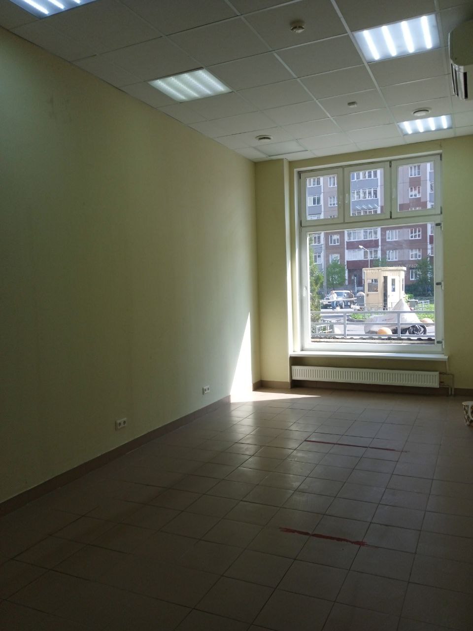 Сдам в аренду магазин 24.4 м.кв.