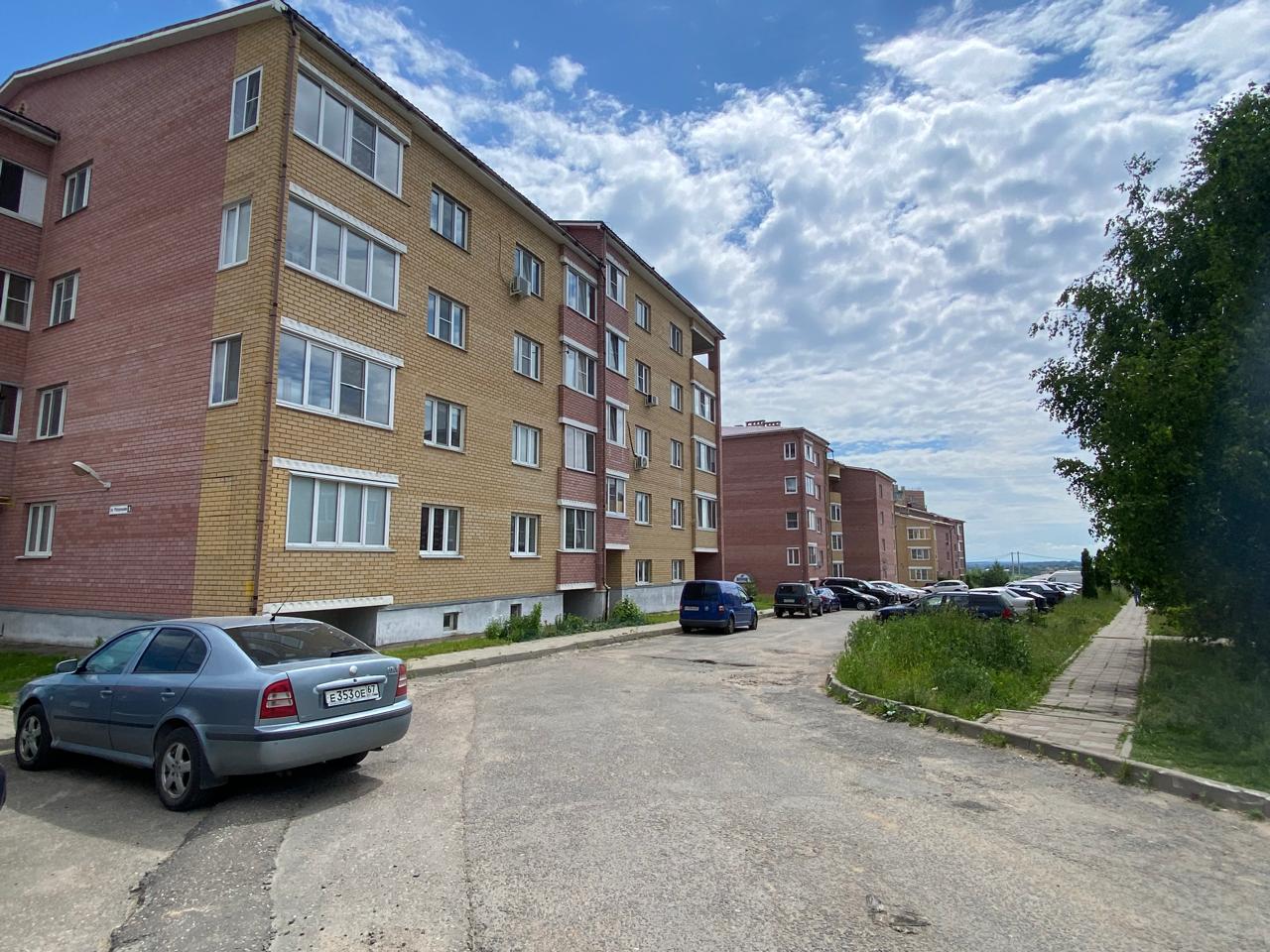 Продажа: Коммерческая недвижимость 230.0 м², этаж 1/5, по адресу Россия,  Смоленская область, деревня Киселевка, Раздольная улица, д.8 - по цене  3300000 руб. на ПроНедвижимость