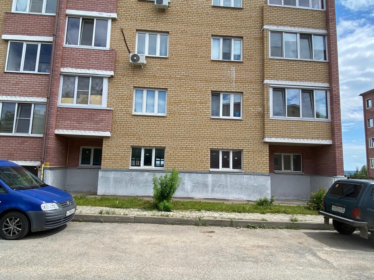 Продажа: Коммерческая недвижимость 230.0 м², этаж 1/5, по адресу Россия,  Смоленская область, деревня Киселевка, Раздольная улица, д.8 - по цене  3300000 руб. на ПроНедвижимость