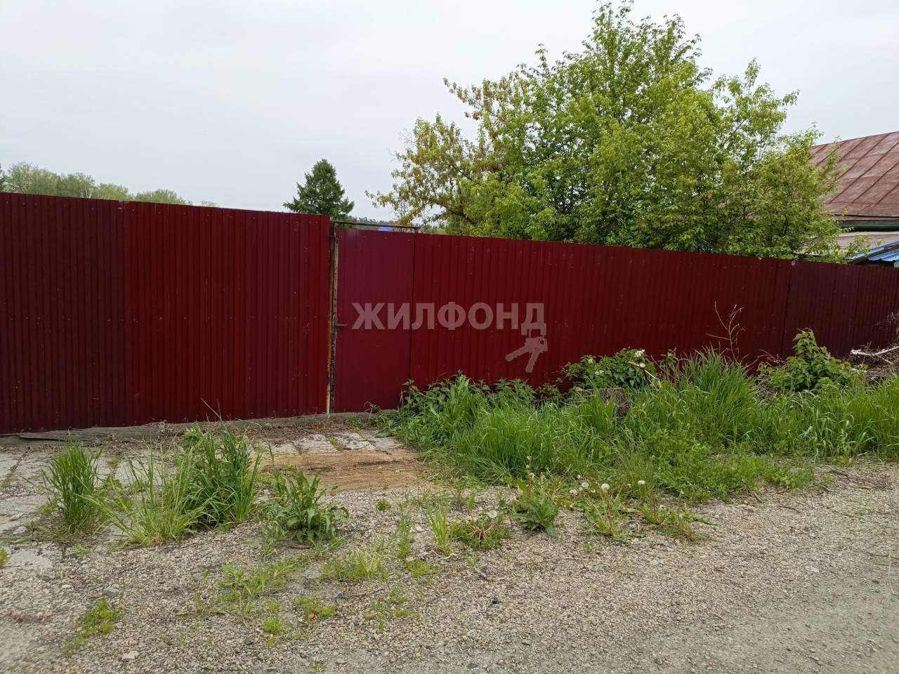 Продам земельный участок 640 м.кв.