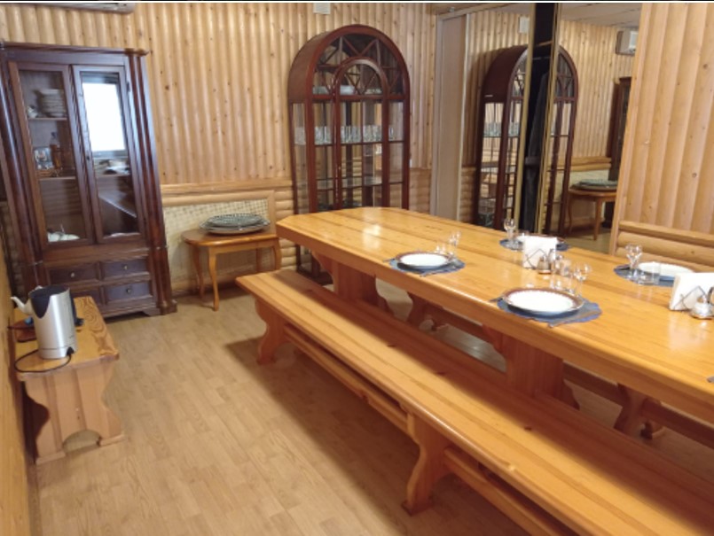 Продам торговое помещение 955.9 м.кв.