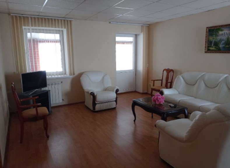 Продам торговое помещение 955.9 м.кв.