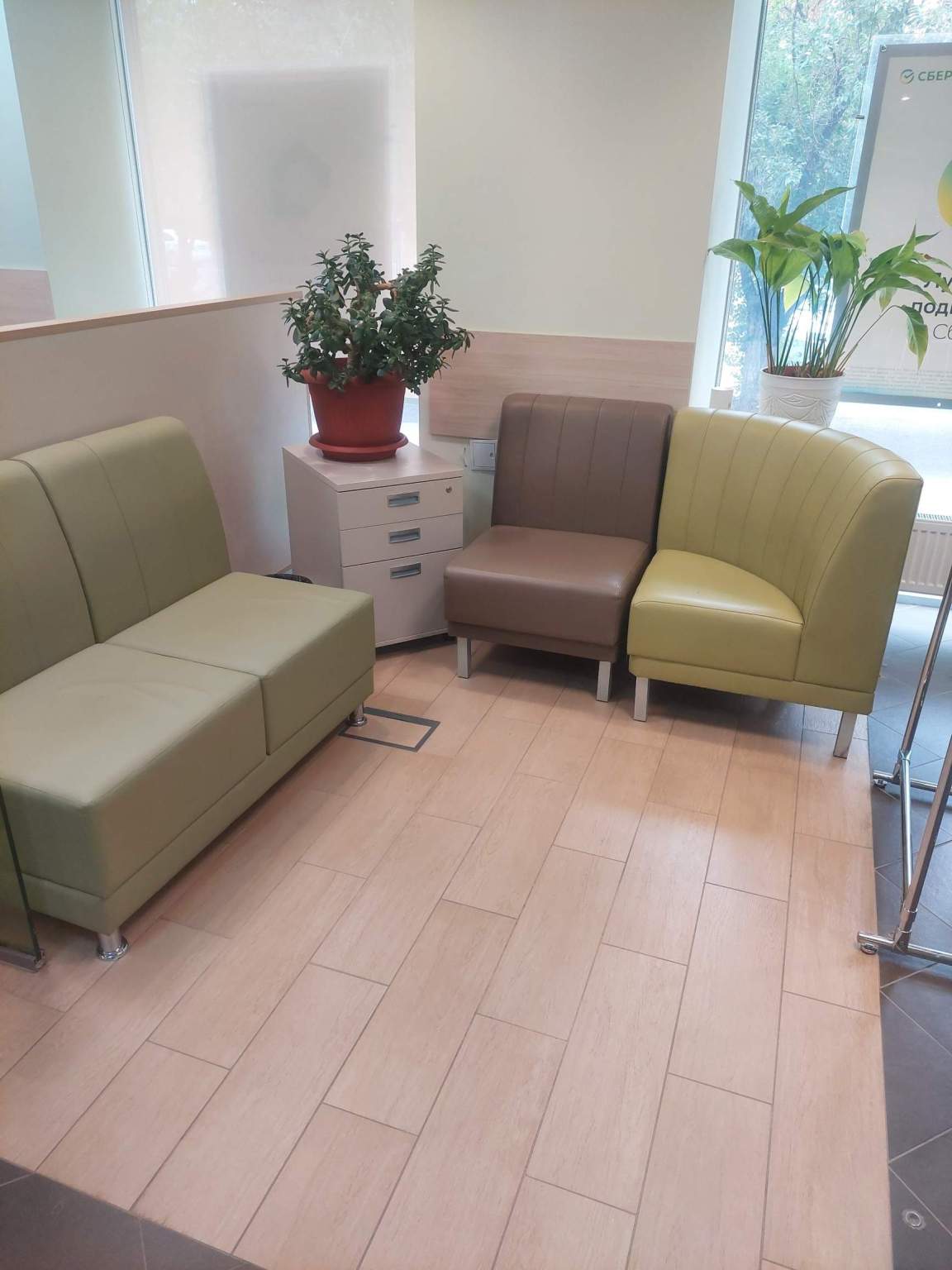 Сдам в аренду офис 307.7 м.кв.
