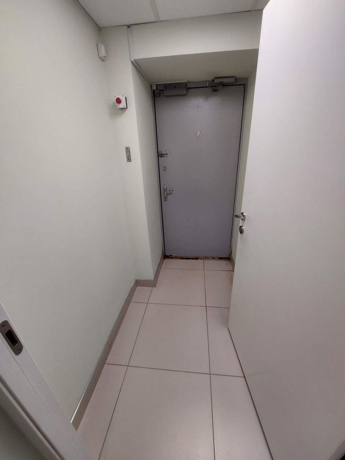 Сдам в аренду офис 307.7 м.кв.