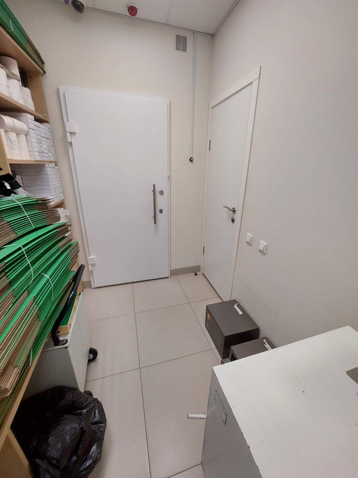 Сдам в аренду офис 307.7 м.кв.