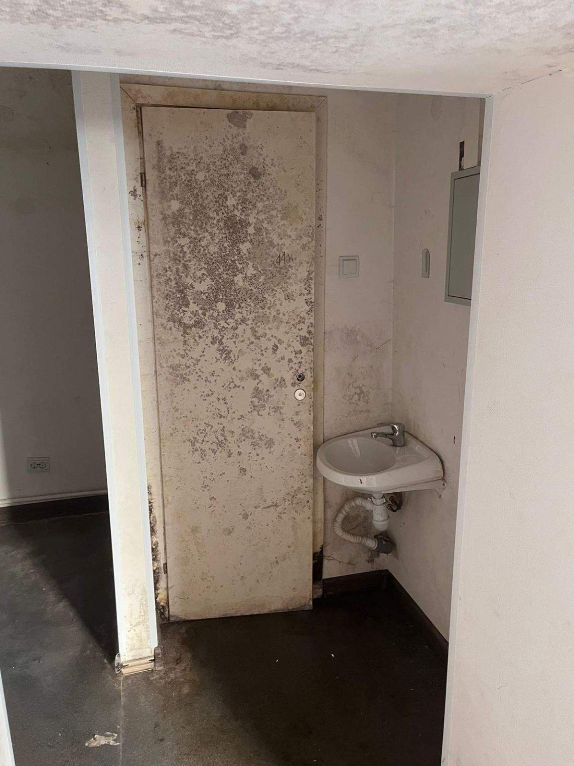 Сдам в аренду офис 8.7 м.кв.