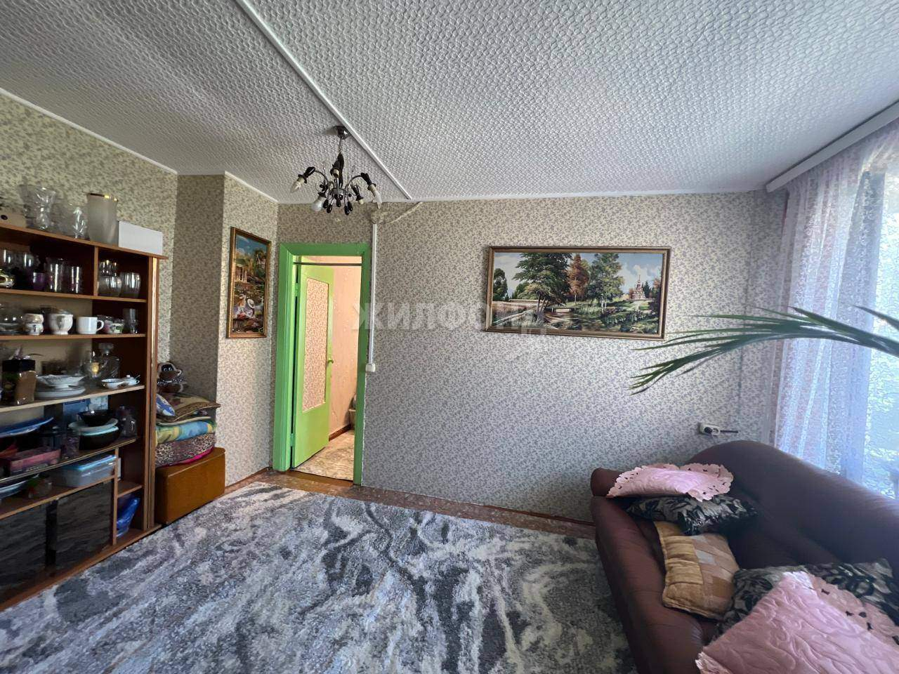 Дом на продажу в Новосибирске, 3-я Чулымская улица фото №3