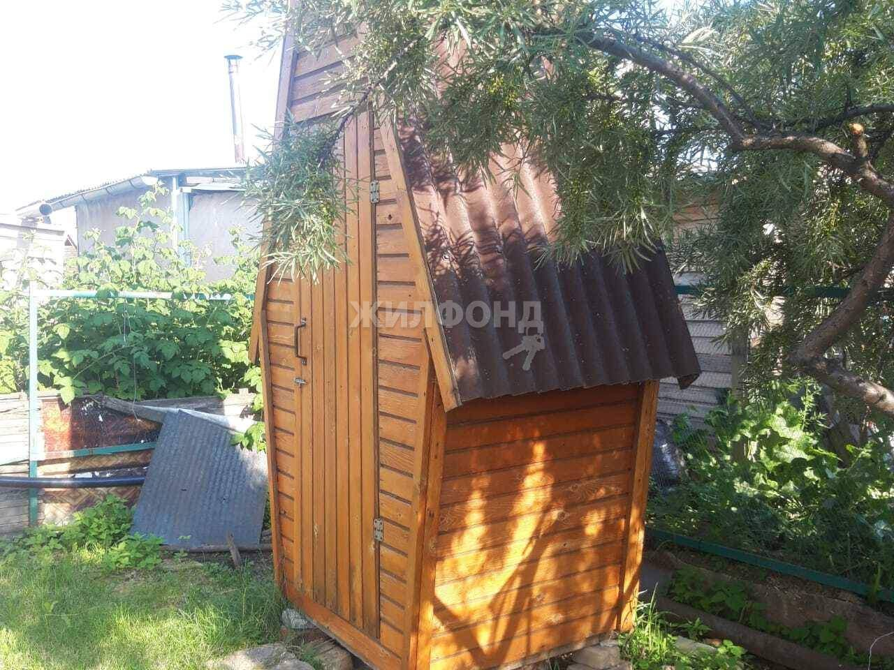 Продам земельный участок 600 м.кв.