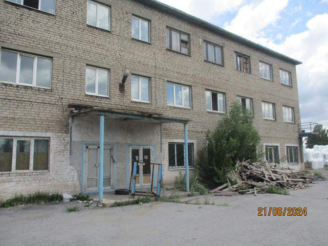 Продам торговое помещение 1837.7 м.кв.